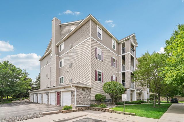 12761 Collegeview Drive 201, Eden Prairie, MN 55347