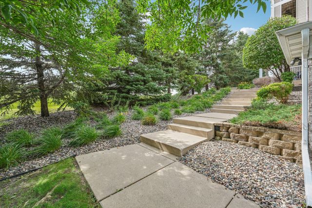 12761 Collegeview Drive 201, Eden Prairie, MN 55347