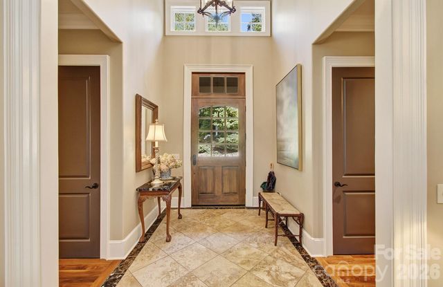 1333 Solomon Circle, Hendersonville, NC 28739