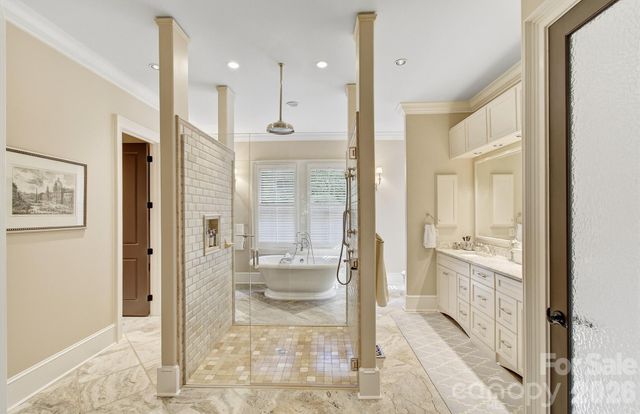1333 Solomon Circle, Hendersonville, NC 28739