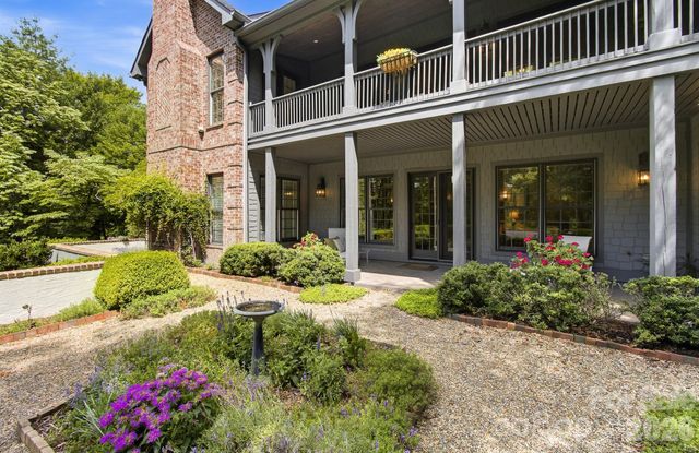 1333 Solomon Circle, Hendersonville, NC 28739