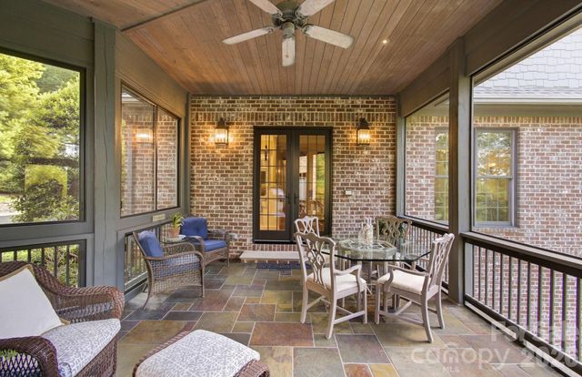 1333 Solomon Circle, Hendersonville, NC 28739