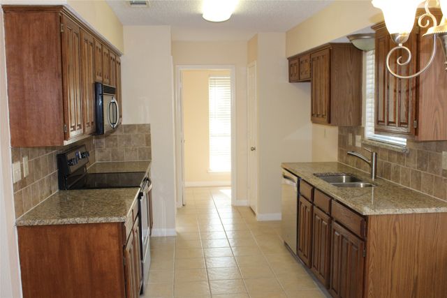 4112 Howard Drive, The Colony, TX 75056