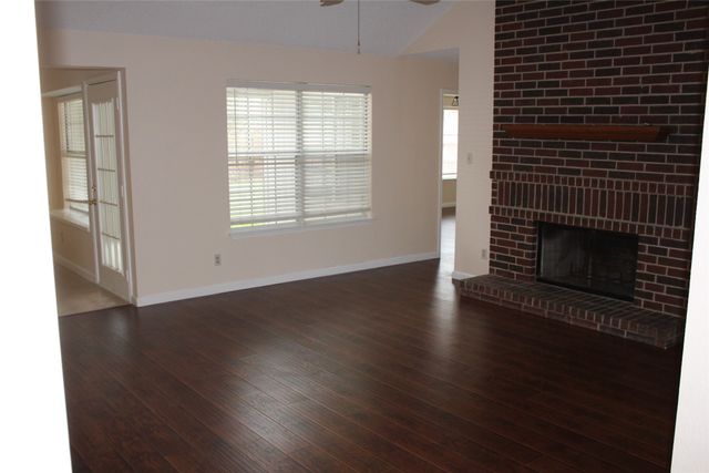 4112 Howard Drive, The Colony, TX 75056