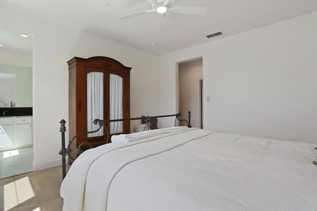 803 Riva Ct, Lodi, CA 95242