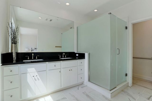 803 Riva Ct, Lodi, CA 95242