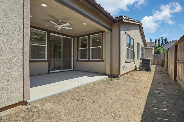 803 Riva Ct, Lodi, CA 95242