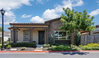 803 Riva Ct, Lodi, CA 95242