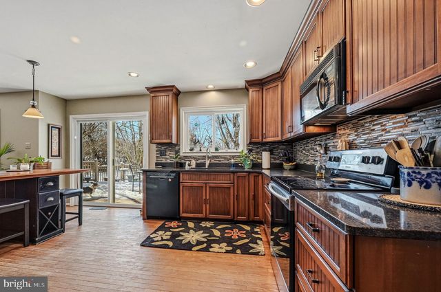 5 ROOSEVELT WAY, Avondale, PA 19311