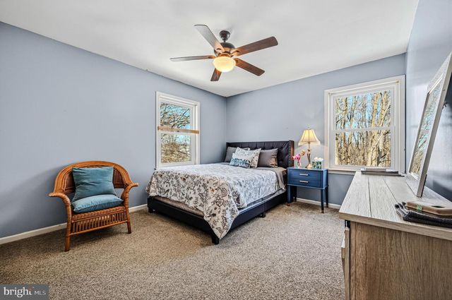 5 ROOSEVELT WAY, Avondale, PA 19311