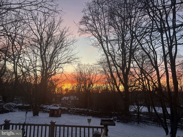 5 ROOSEVELT WAY, Avondale, PA 19311