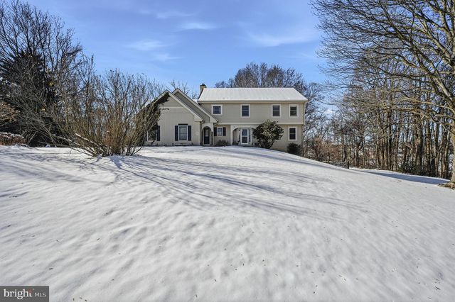 5 ROOSEVELT WAY, Avondale, PA 19311