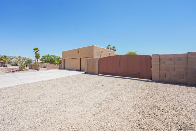 13399 E 35 St, Yuma, AZ 85367