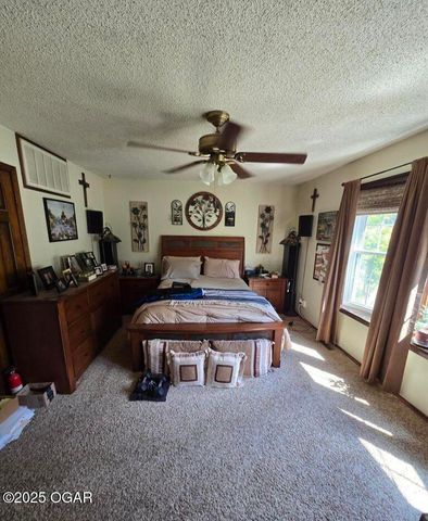 107 Foursome Lane Lane, Carl Junction, MO 64834