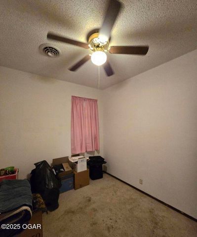 107 Foursome Lane Lane, Carl Junction, MO 64834