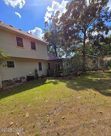 107 Foursome Lane Lane, Carl Junction, MO 64834