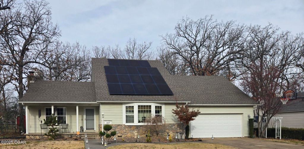 107 Foursome Lane Lane, Carl Junction, MO 64834