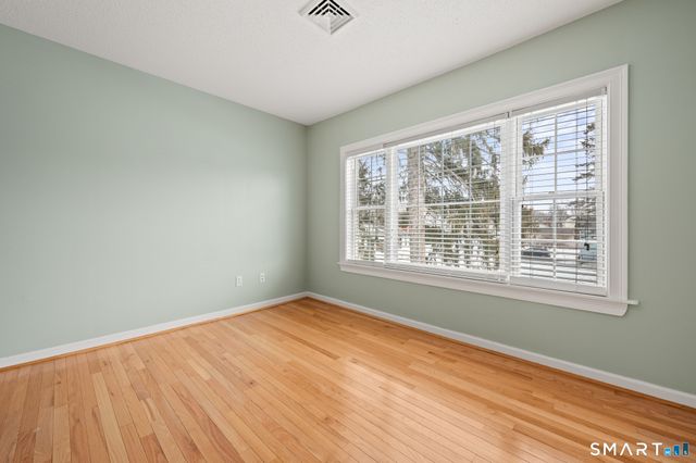 49 Clearfield Road, Wethersfield, CT 06109