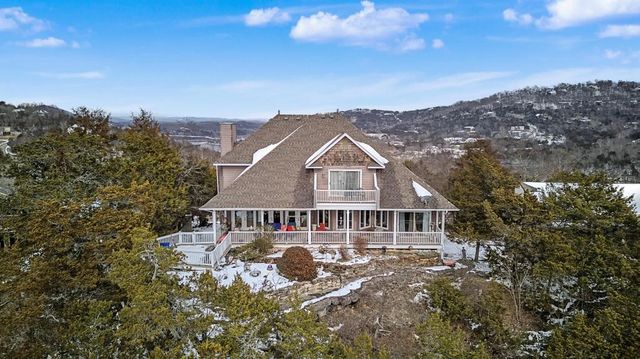 83 Sailboat Drive, Holiday Island, AR 72631