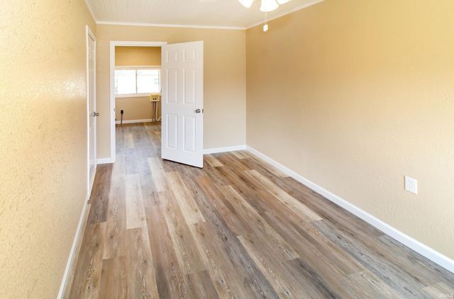 2500 Colonial Garden Road, Evansville, IN 47715