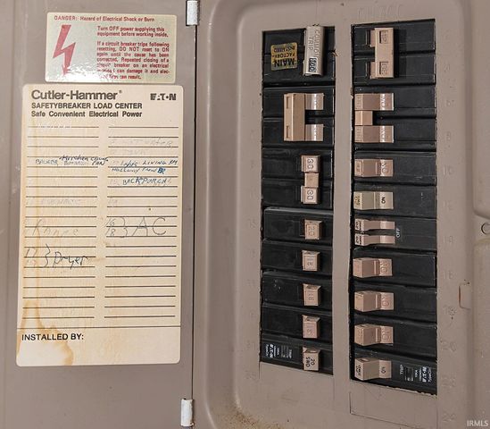 2500 Colonial Garden Road, Evansville, IN 47715