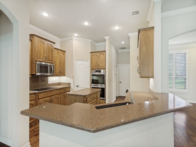 5009 Hunters Wood Court, Joshua, TX 76058
