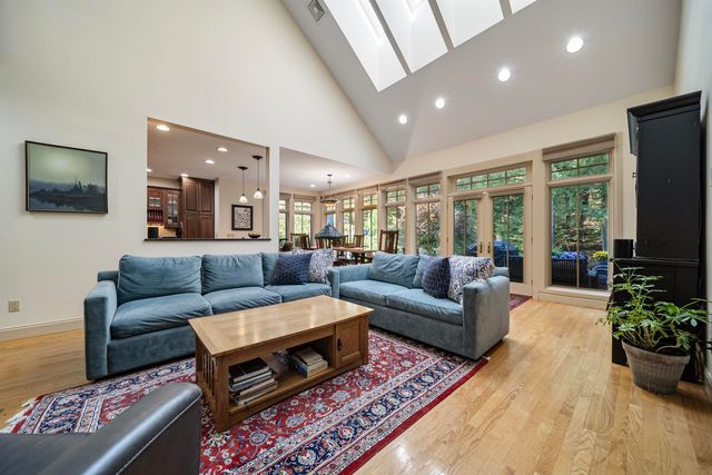 6 Reserve Place, Concord, NH 03301