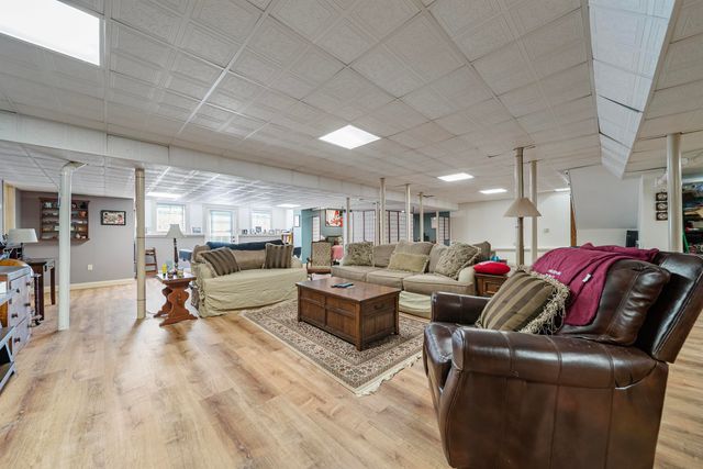 6 Reserve Place, Concord, NH 03301