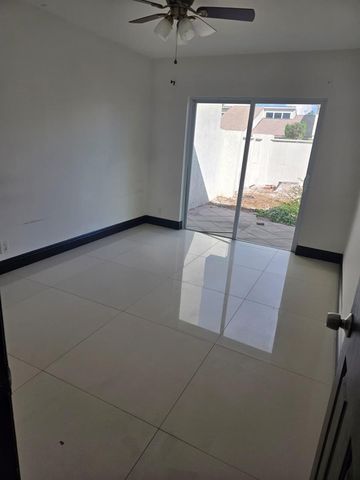 12760 Spinnaker Lane, Wellington, FL 33414