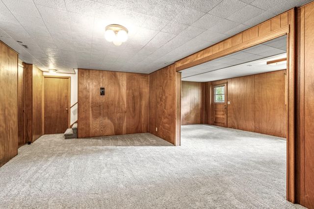 1760 Garland Lane N, Plymouth, MN 55447