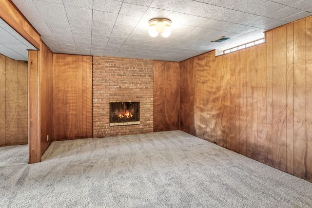 1760 Garland Lane N, Plymouth, MN 55447