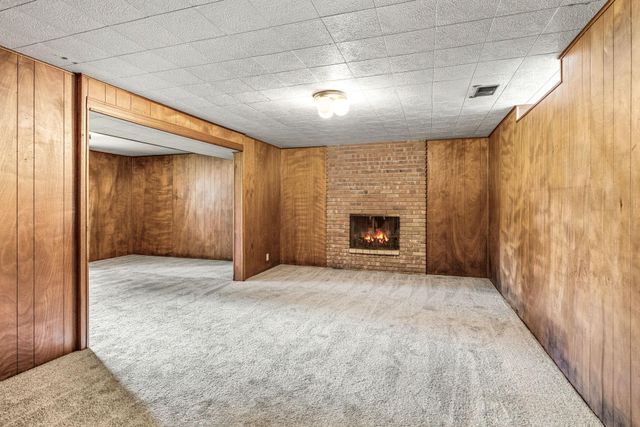 1760 Garland Lane N, Plymouth, MN 55447