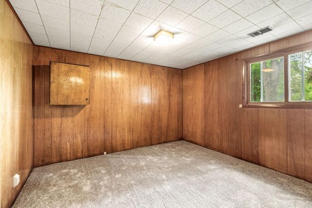 1760 Garland Lane N, Plymouth, MN 55447