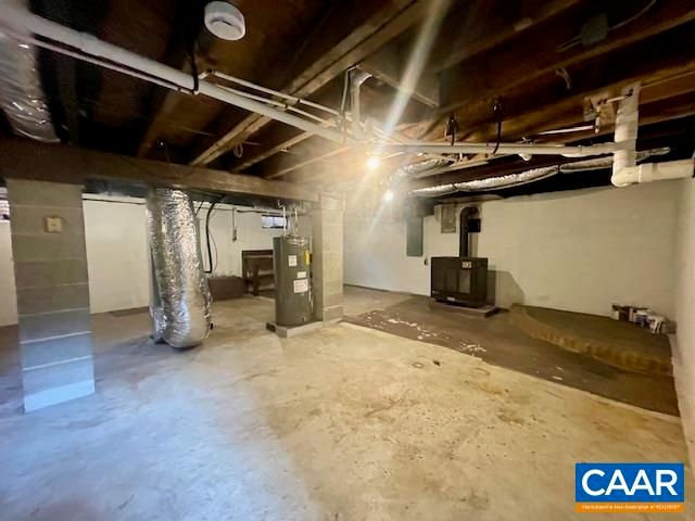 728 COLD SPRINGS RD, Stuarts Draft, VA 24477