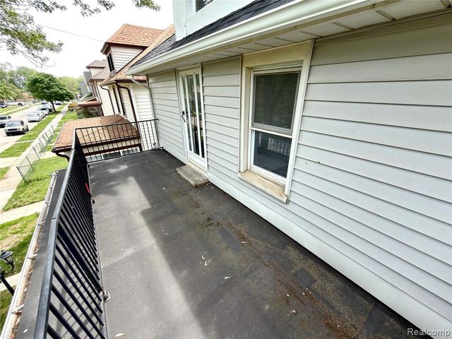 114 Pine Street, River Rouge, MI 48218