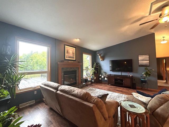 7672 Division Road, Tomah, WI 54660