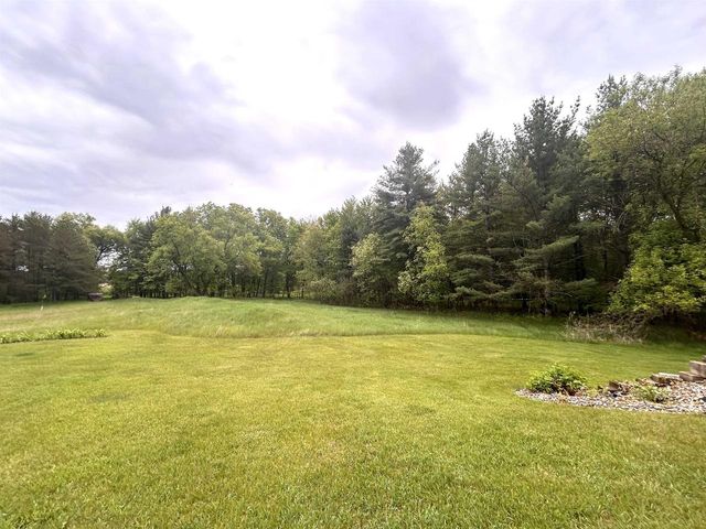 7672 Division Road, Tomah, WI 54660