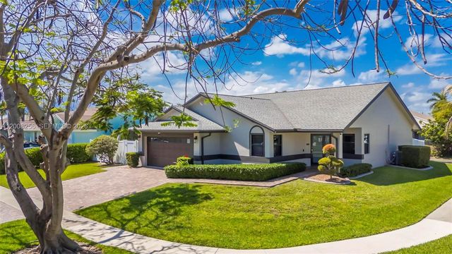 235 SE 9th St, Dania Beach, FL 33004