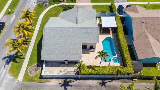 235 SE 9th St, Dania Beach, FL 33004