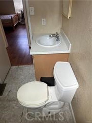 2770 W Lincoln 58, Anaheim, CA 92801