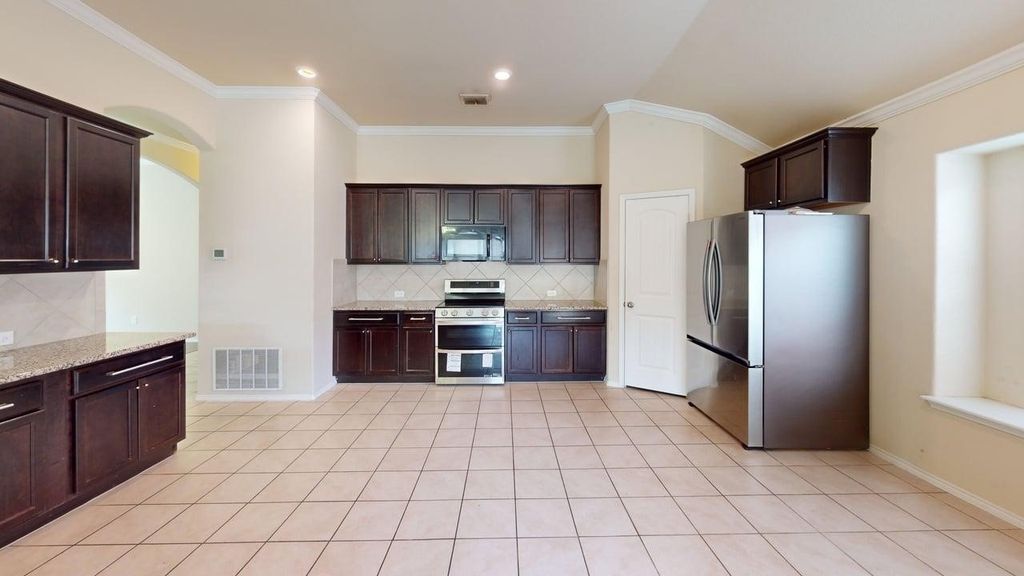 5117 Texana Drive, Frisco, TX 75036