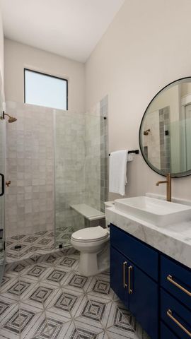 1909 W 40th ST, Austin, TX 78731