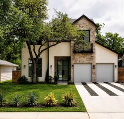 1909 W 40th ST, Austin, TX 78731