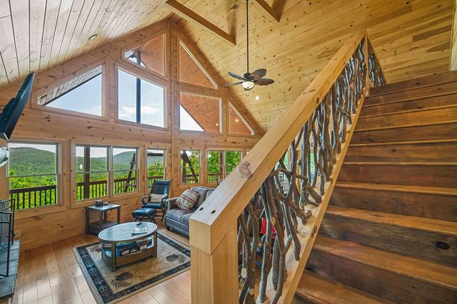 93 Stanley Ridge Drive, Morganton, GA 30560