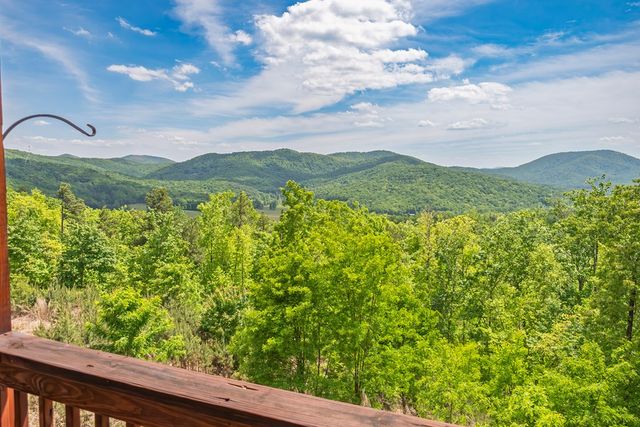 93 Stanley Ridge Drive, Morganton, GA 30560