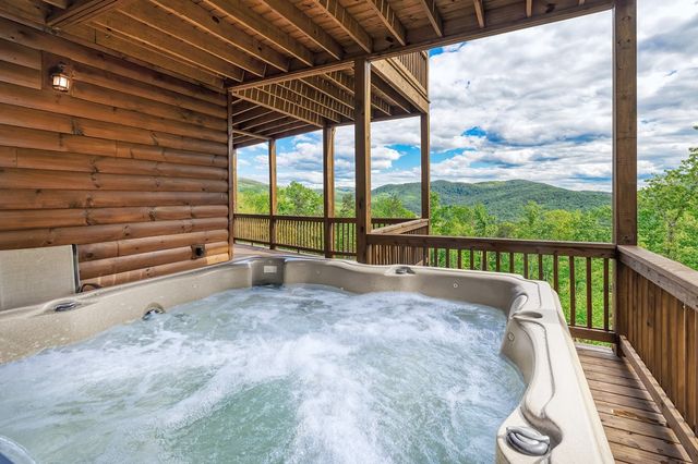 93 Stanley Ridge Drive, Morganton, GA 30560
