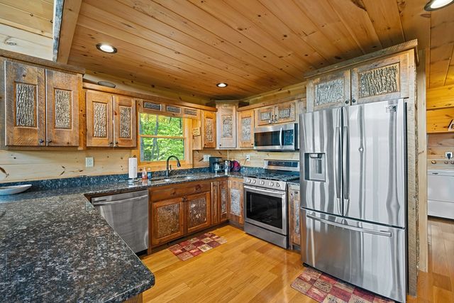 93 Stanley Ridge Drive, Morganton, GA 30560