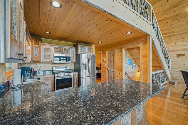 93 Stanley Ridge Drive, Morganton, GA 30560