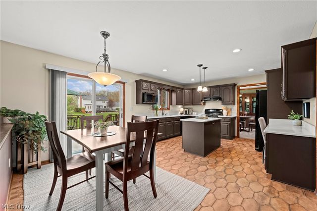 5330 Young Road, Stow, OH 44224