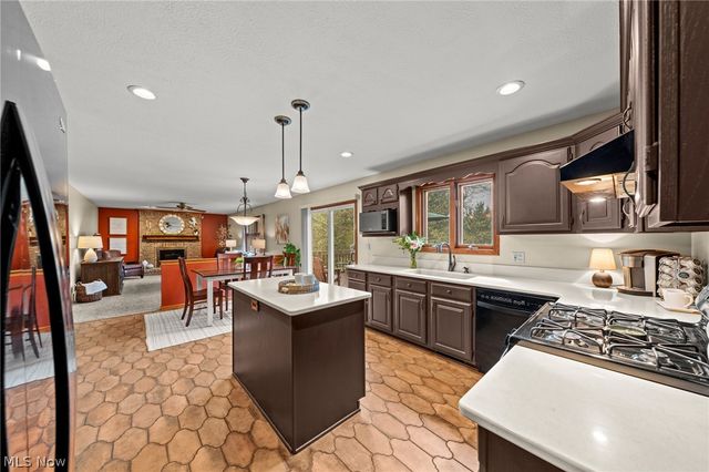 5330 Young Road, Stow, OH 44224